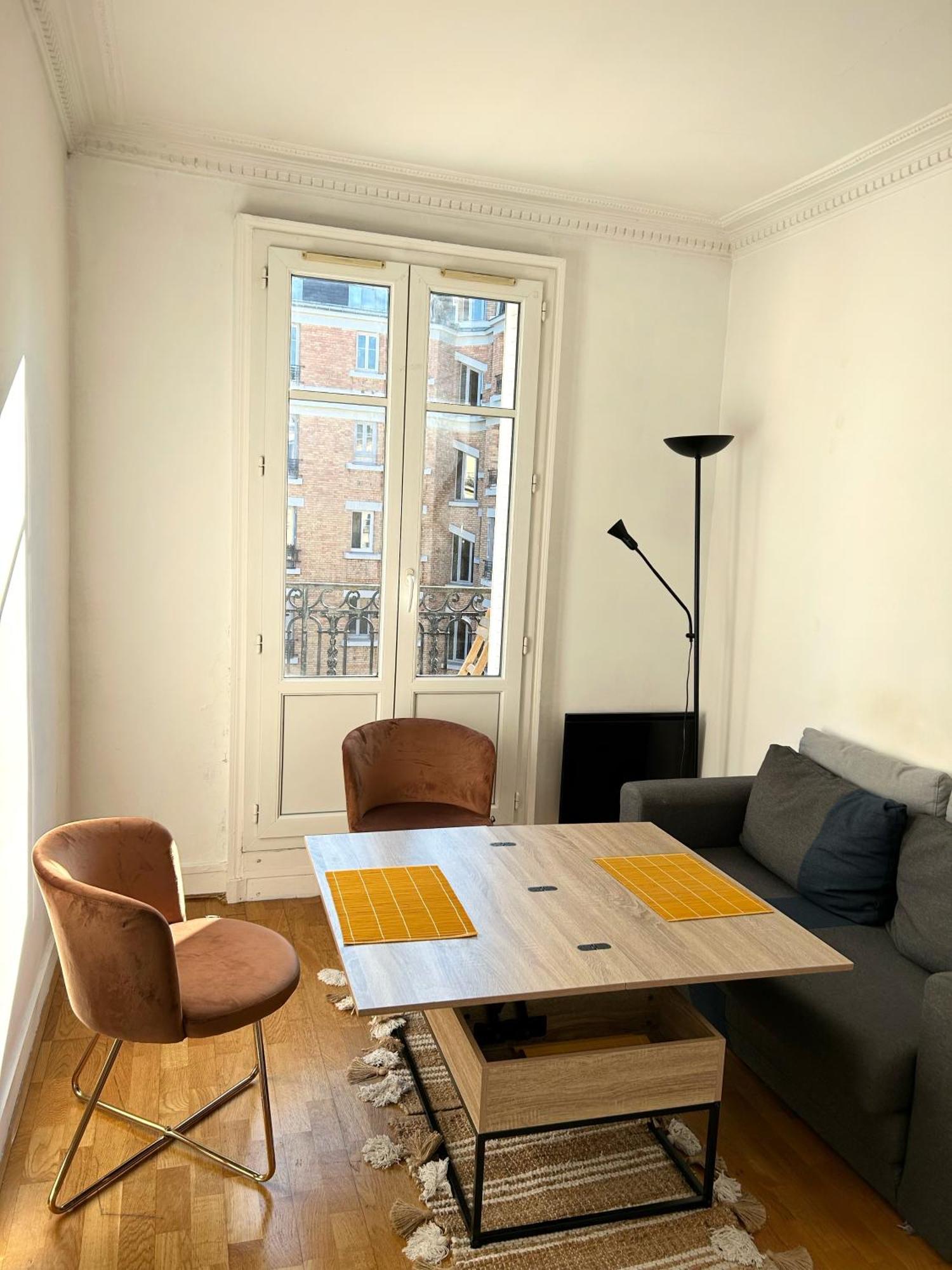 Apartment Parisien ! *